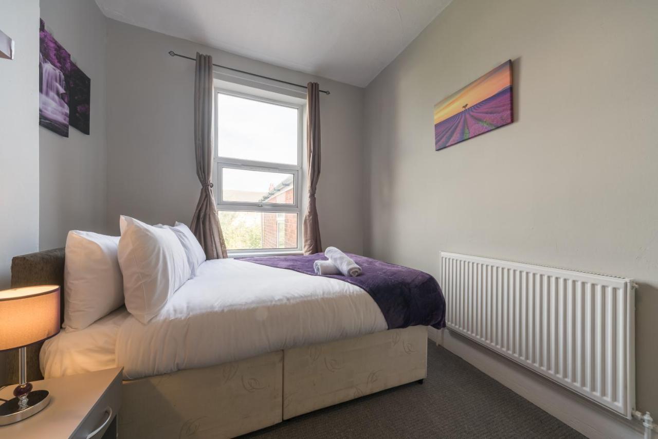 3 Bedroom Saks - 2 Living Area House In Newland Ave Hull Kingston upon Hull Kültér fotó