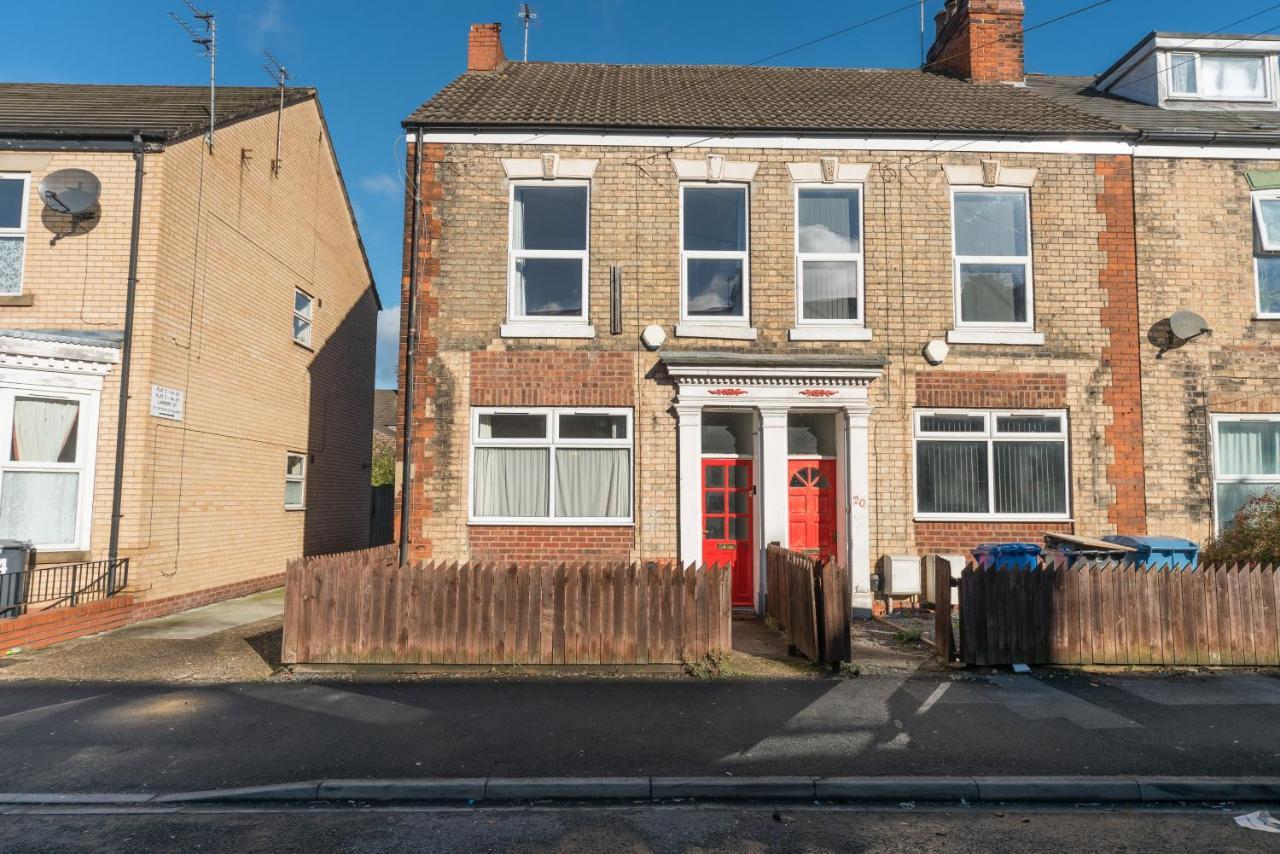 3 Bedroom Saks - 2 Living Area House In Newland Ave Hull Kingston upon Hull Kültér fotó