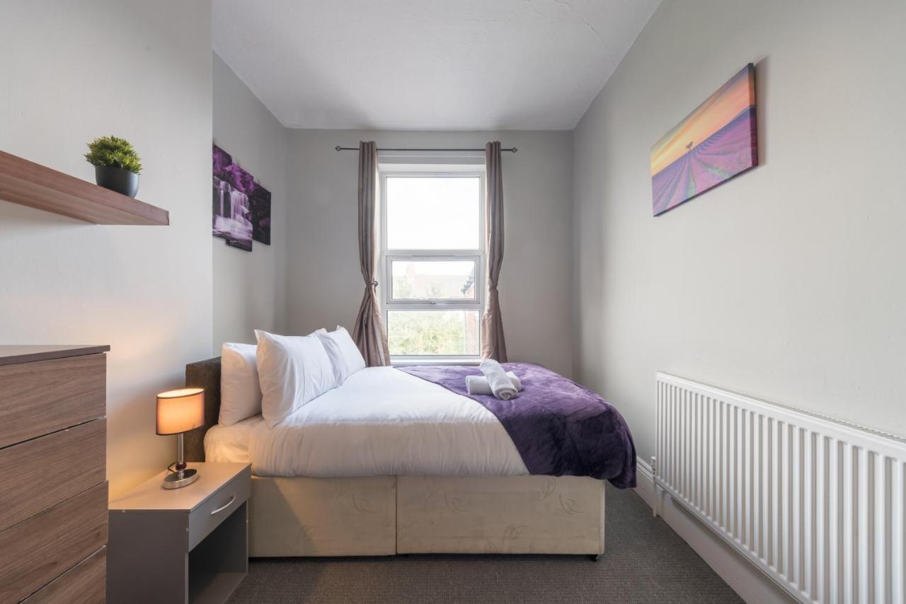 3 Bedroom Saks - 2 Living Area House In Newland Ave Hull Kingston upon Hull Kültér fotó
